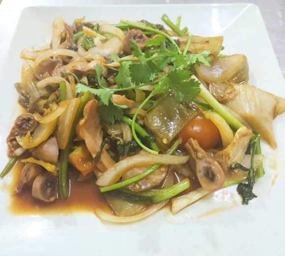 Bao tử xào cải chua 