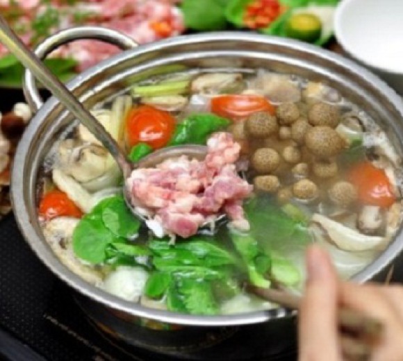 Lẩu sườn cải chua 
