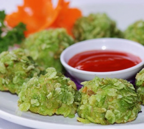Chả cá thác lác chiên cốm
