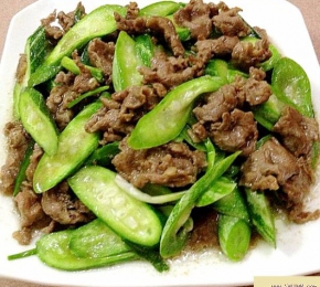 Đậu bắp xào bò