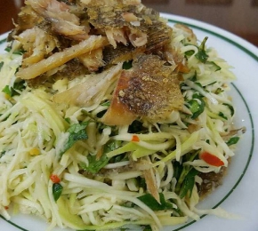 Gỏi Xoài Khô Sặc