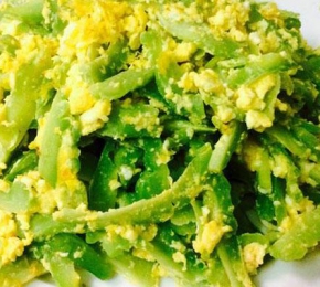 khổ qua xào trứng